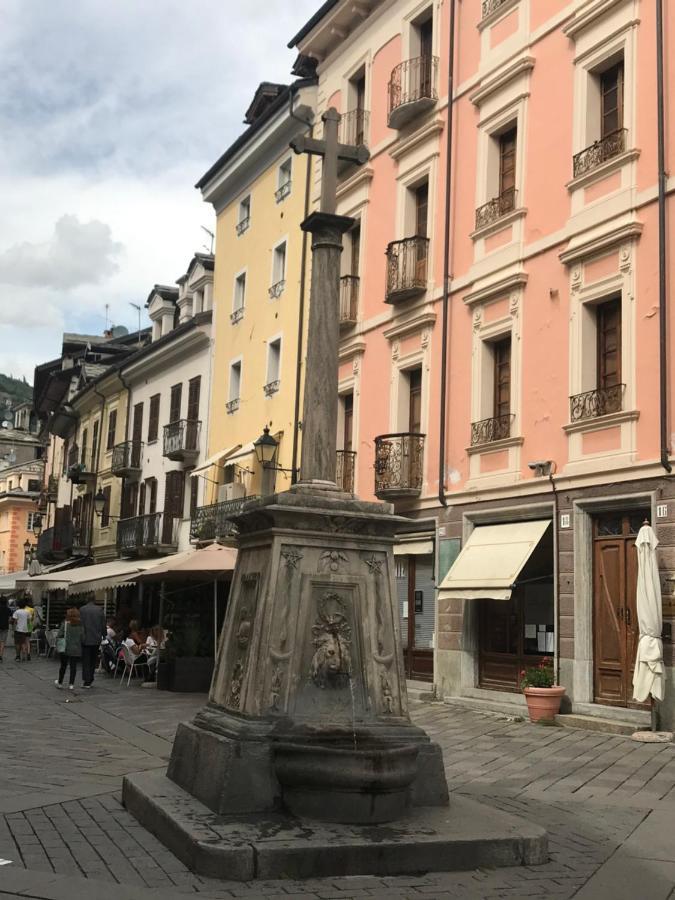 Appartement Il Nido à Aoste Extérieur photo